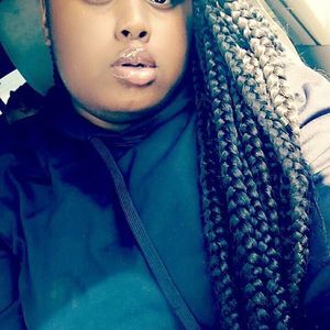 Meet your Posher, Issa